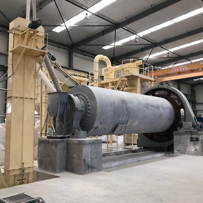 Kugelmühle für 325 Maschen Siliciumquarzpulver Produktionslinie Weißes Quarzpulver Herstellmaschine