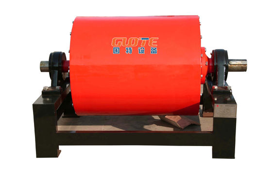 1200-5000 Gauss Trockener Drehmagnetischer Permanentseparator Trommelrolle für Gürtelförderer