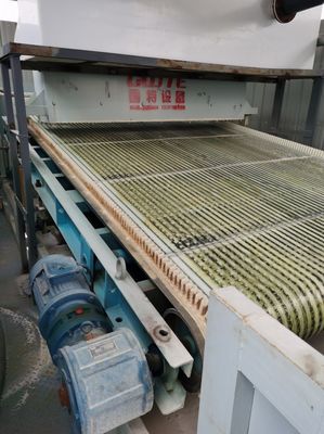 Effiziente Reinigung von Mineralien und Abrasiven mit einem 220V/380V-Gürtel-Magnetseparator